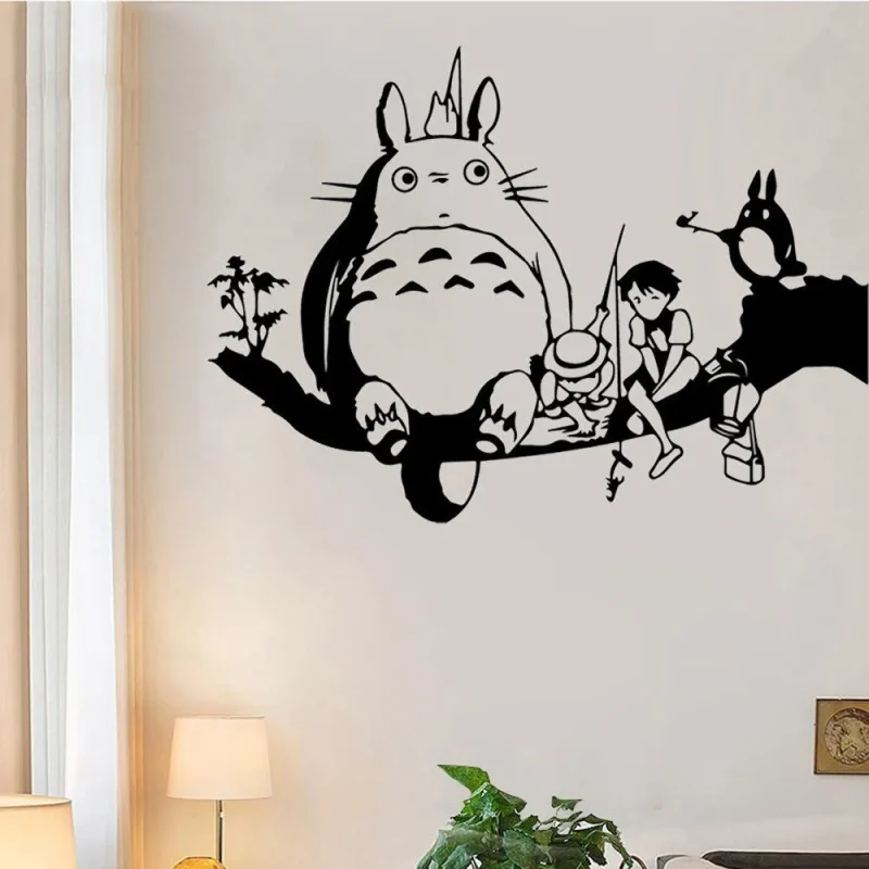 Sticker Mural Totoro Pêche | Passion Ghibli