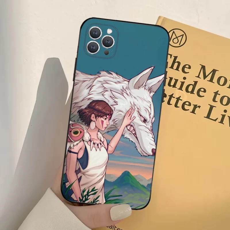 Coque iPhone Princesse Mononoké Montagnes