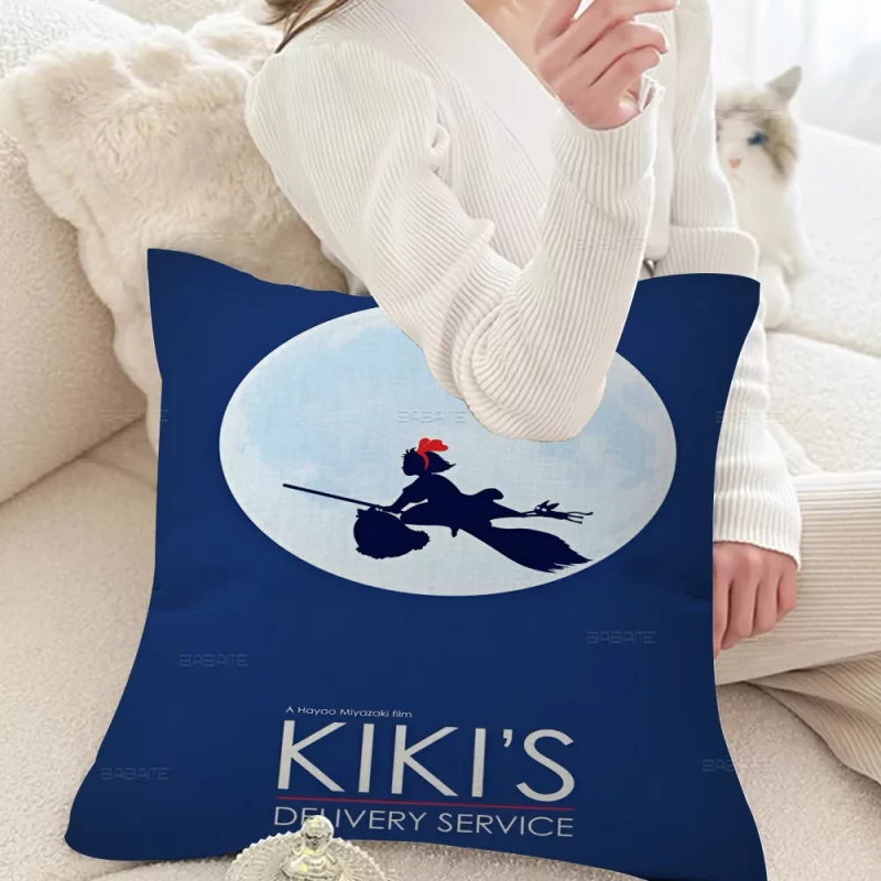 Housse de Coussin Kiki La Petite Sorcière Lune